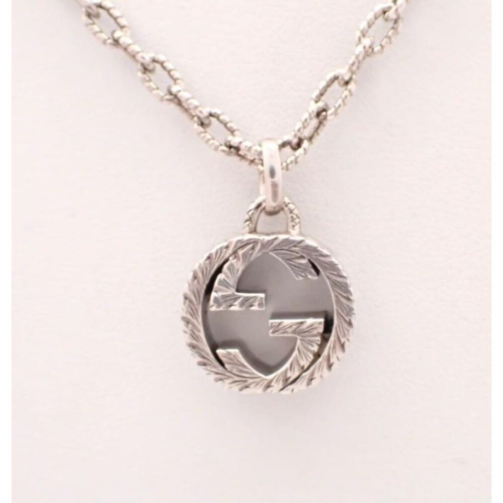 Gucci Italy Interlocking G sterling silver Ag 925 textured pendant GG necklace